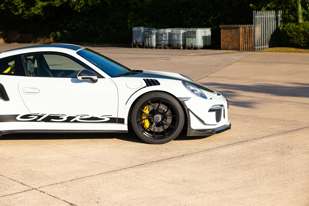 2016 Porsche 991 GT3 RS - Image 22 of 31