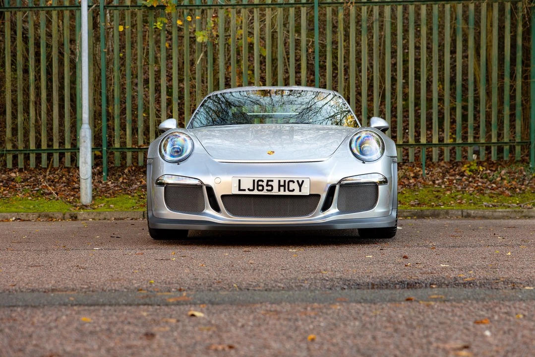 2016 Porsche 991 GT3 RS - Image 2 of 31