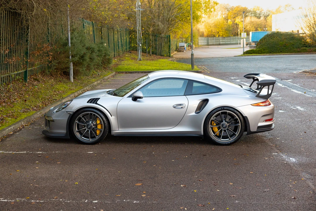 2016 Porsche 991 GT3 RS - Image 16 of 31