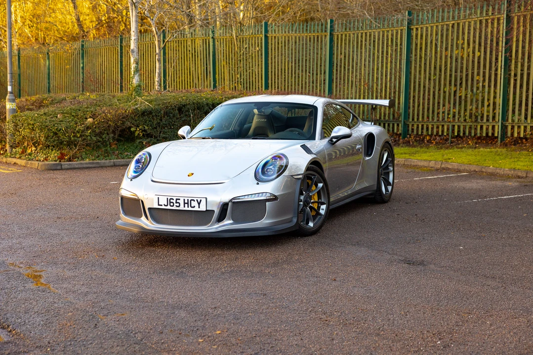 2016 Porsche 991 GT3 RS - Image 21 of 31