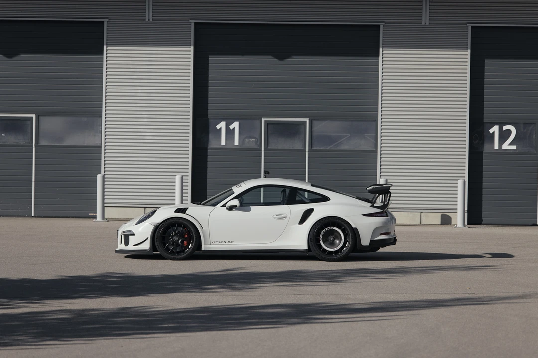 2016 Porsche 991 GT3 RS - Image 13 of 31