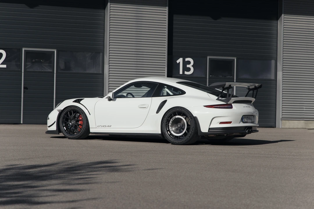2016 Porsche 991 GT3 RS - Image 10 of 31
