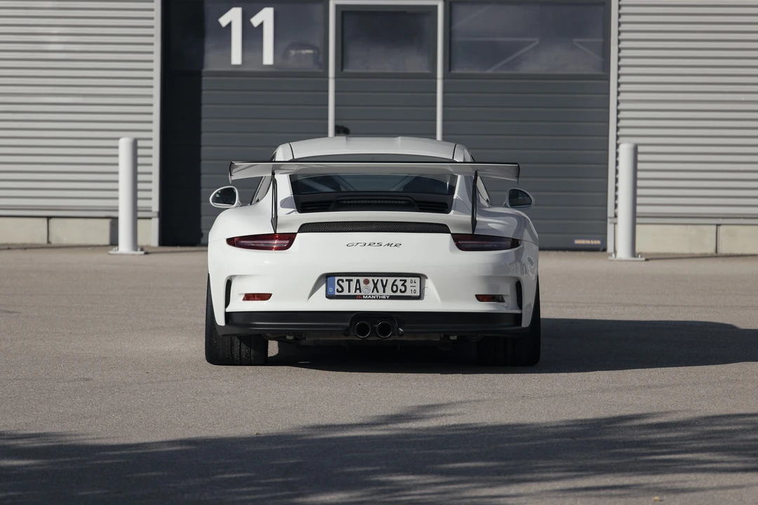 2016 Porsche 991 GT3 RS - Image 25 of 31