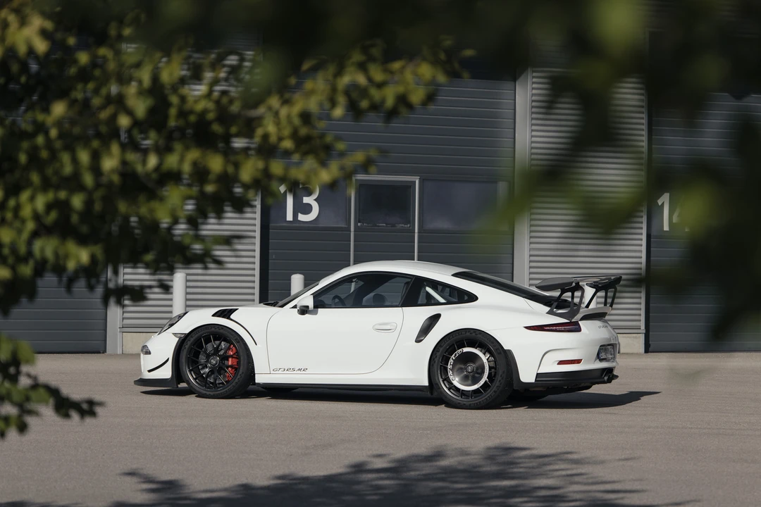 2016 Porsche 991 GT3 RS - Image 28 of 31