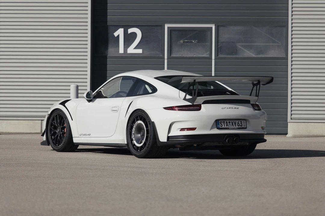 2016 Porsche 991 GT3 RS - Image 5 of 31