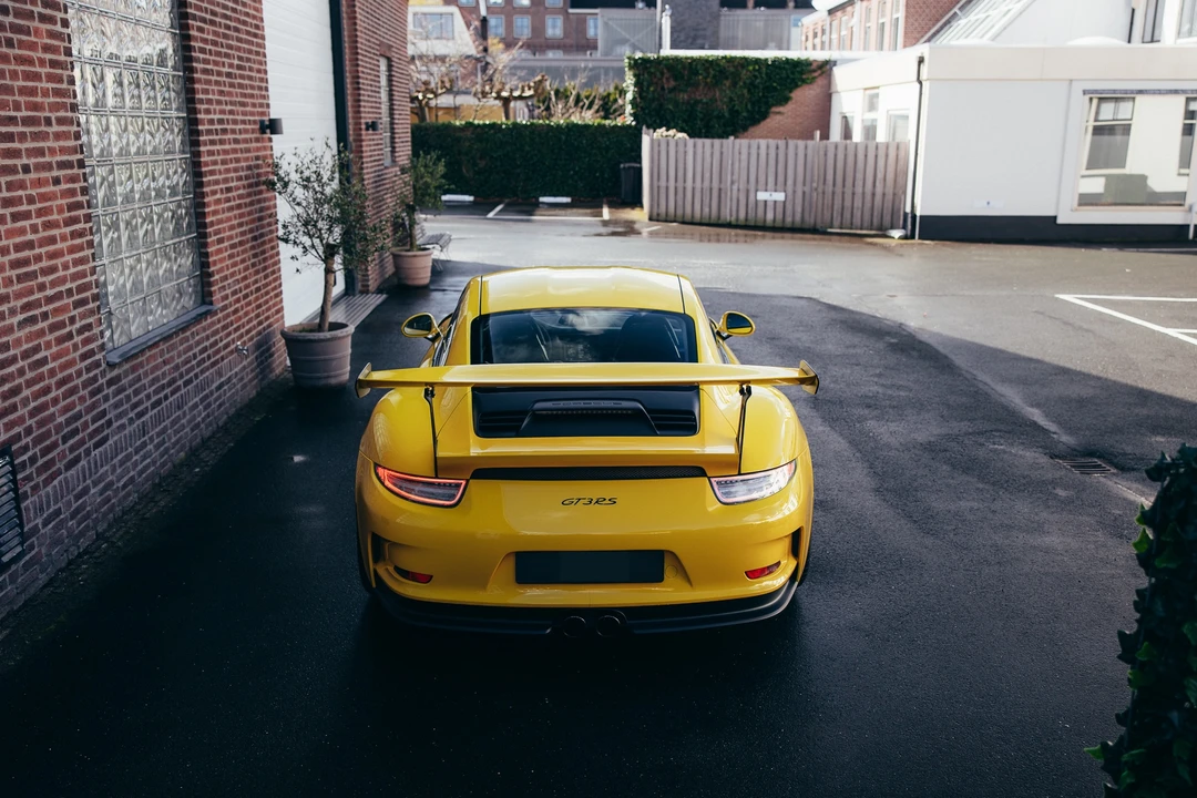 2016 Porsche 991 GT3 RS - Image 11 of 31