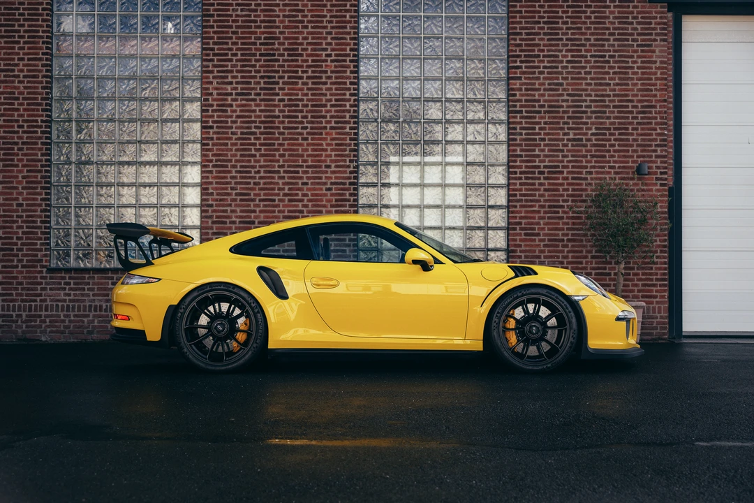 2016 Porsche 991 GT3 RS - Image 4 of 31