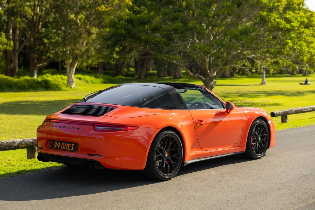 2016 Porsche 991 Carrera - Image 11 of 31