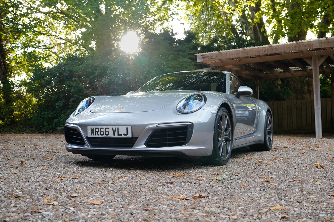 2016 Porsche 991 Carrera 4 - Image 17 of 31