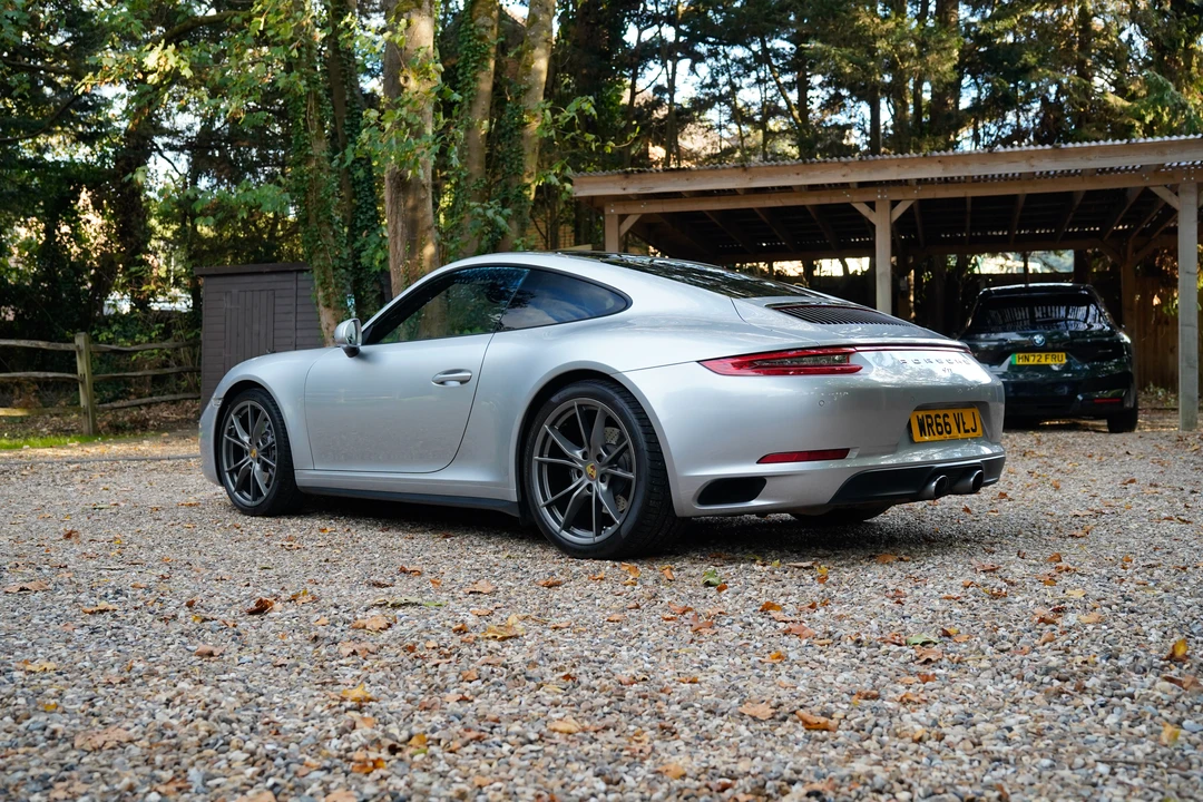 2016 Porsche 991 Carrera 4 - Image 15 of 31
