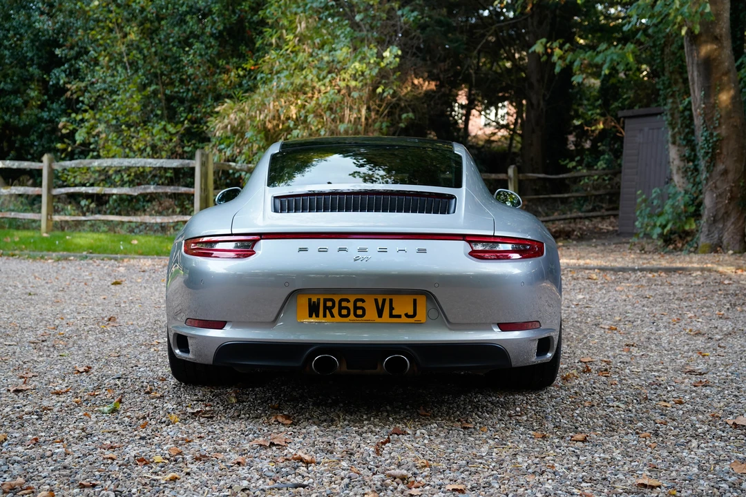 2016 Porsche 991 Carrera 4 - Image 14 of 31