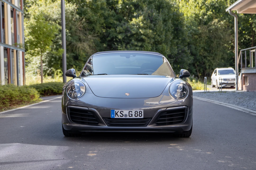 2017 Porsche 991 Carrera - Image 22 of 31