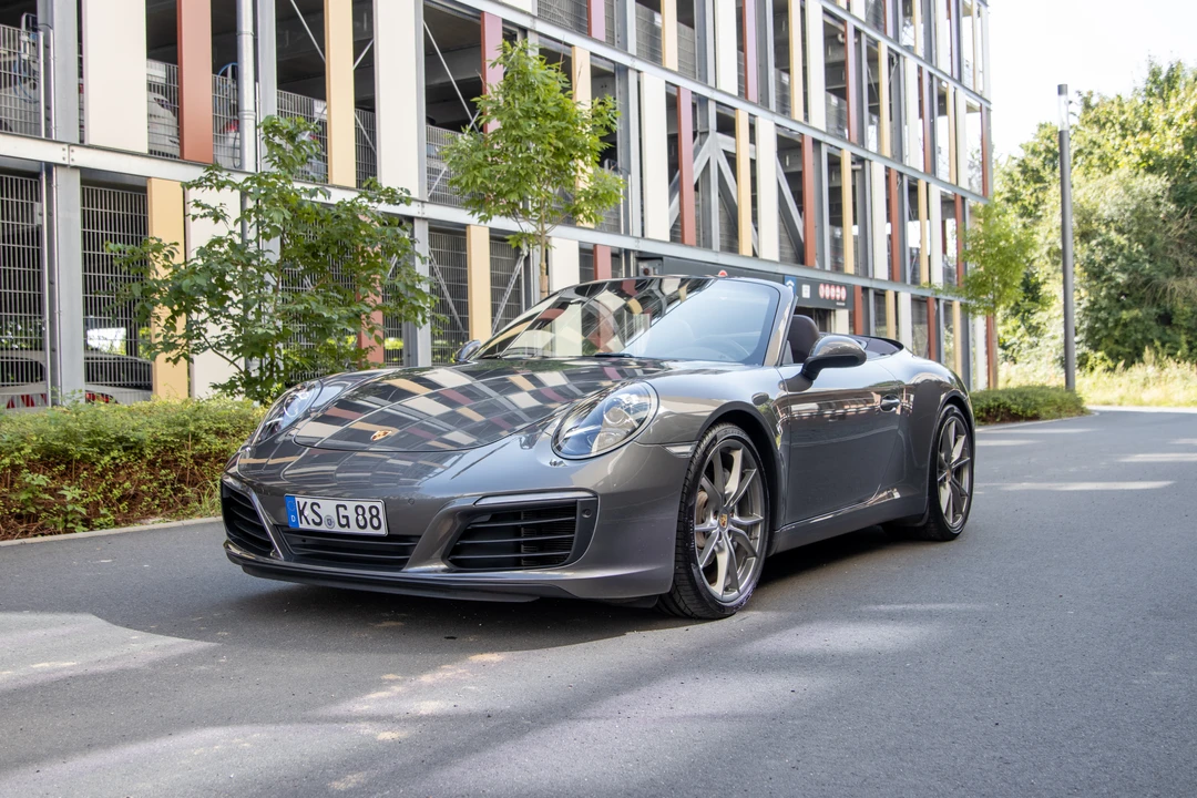 2017 Porsche 991 Carrera - Image 31 of 31