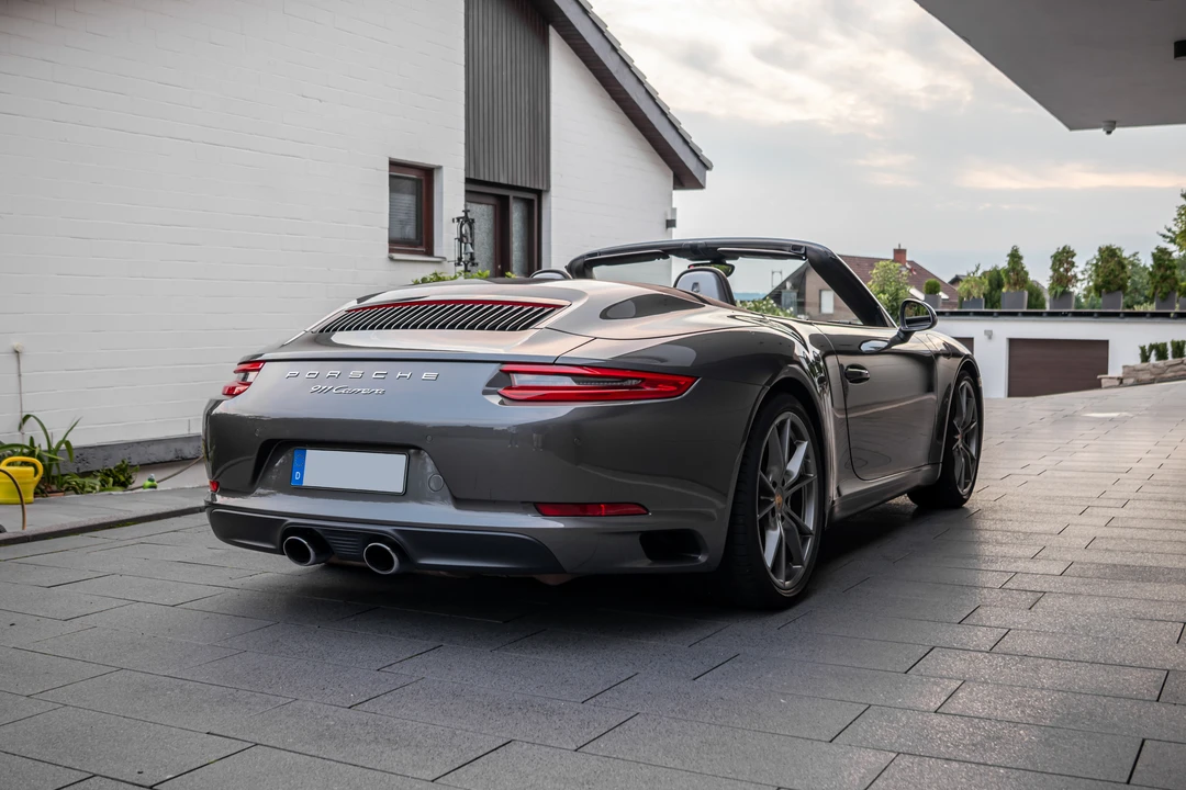 2017 Porsche 991 Carrera - Image 5 of 31