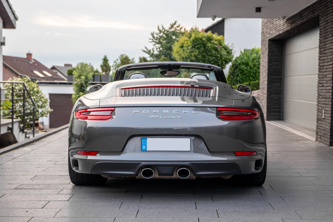 2017 Porsche 991 Carrera - Image 6 of 31