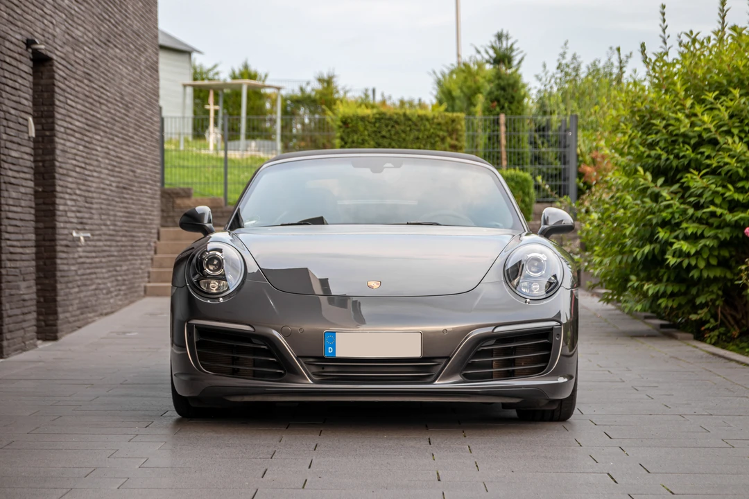 2017 Porsche 991 Carrera - Image 2 of 31