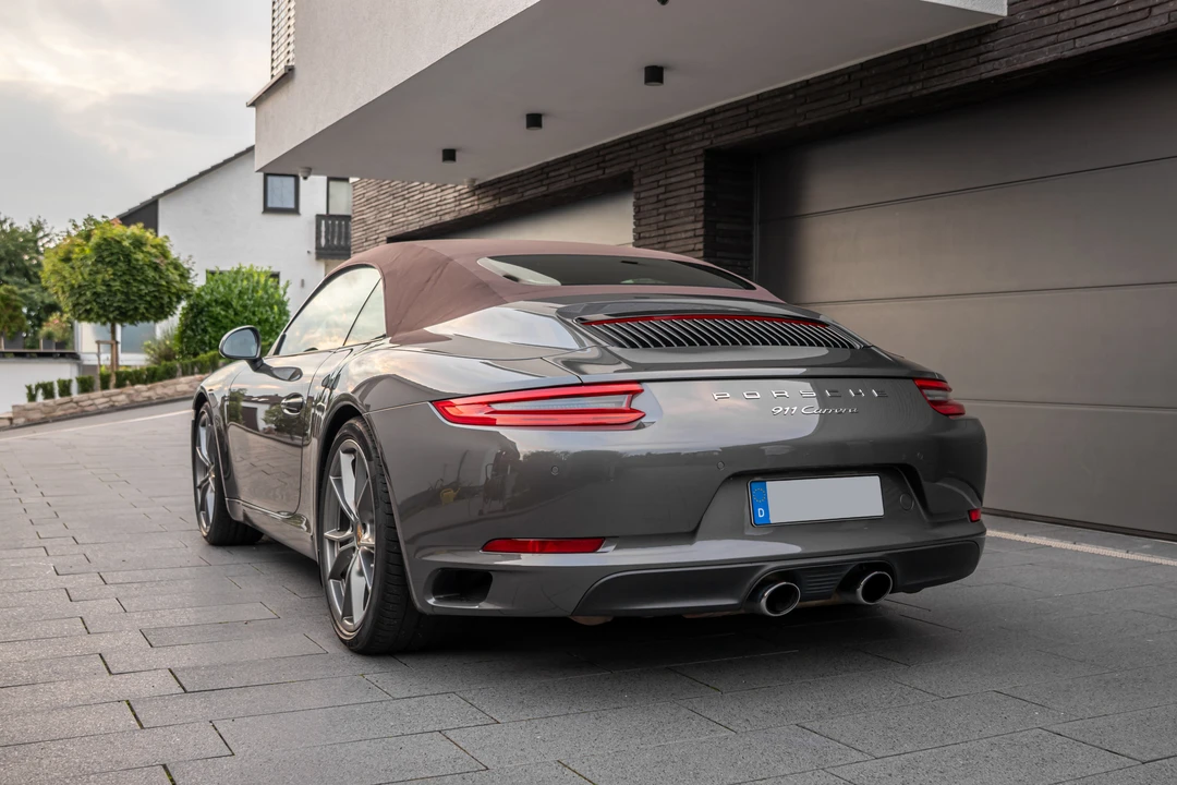 2017 Porsche 991 Carrera - Image 20 of 31