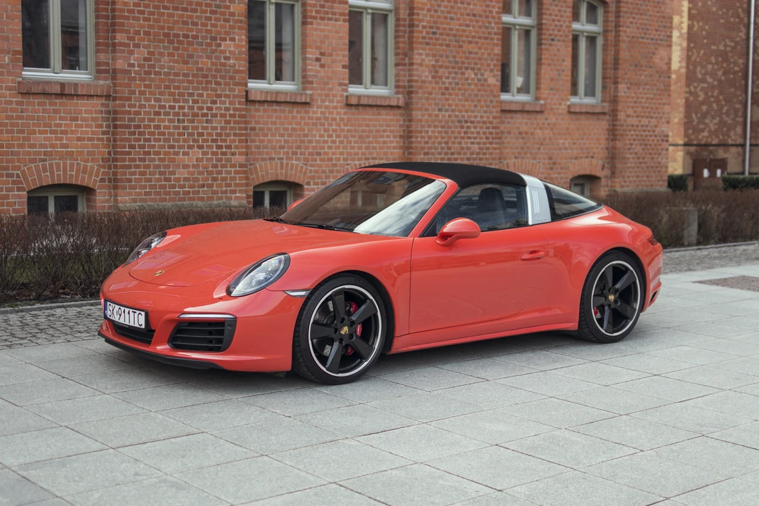 2016 Porsche 991 Targa 4 & 4S - Image 3 of 31