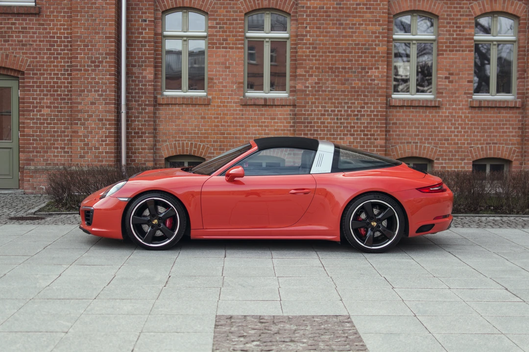 2016 Porsche 991 Targa 4 & 4S - Image 4 of 31