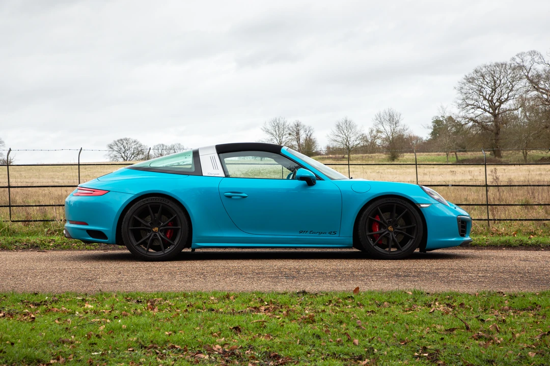 2016 Porsche 991 Targa 4 & 4S - Image 8 of 31