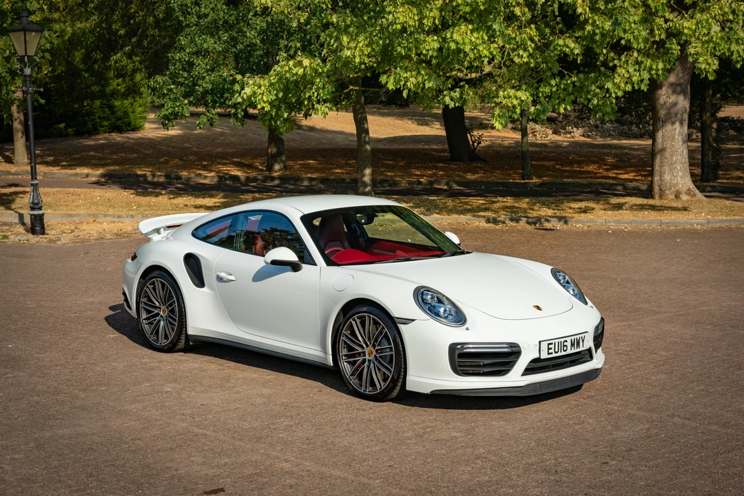 2016 Porsche 991 Turbo - Image 9 of 31