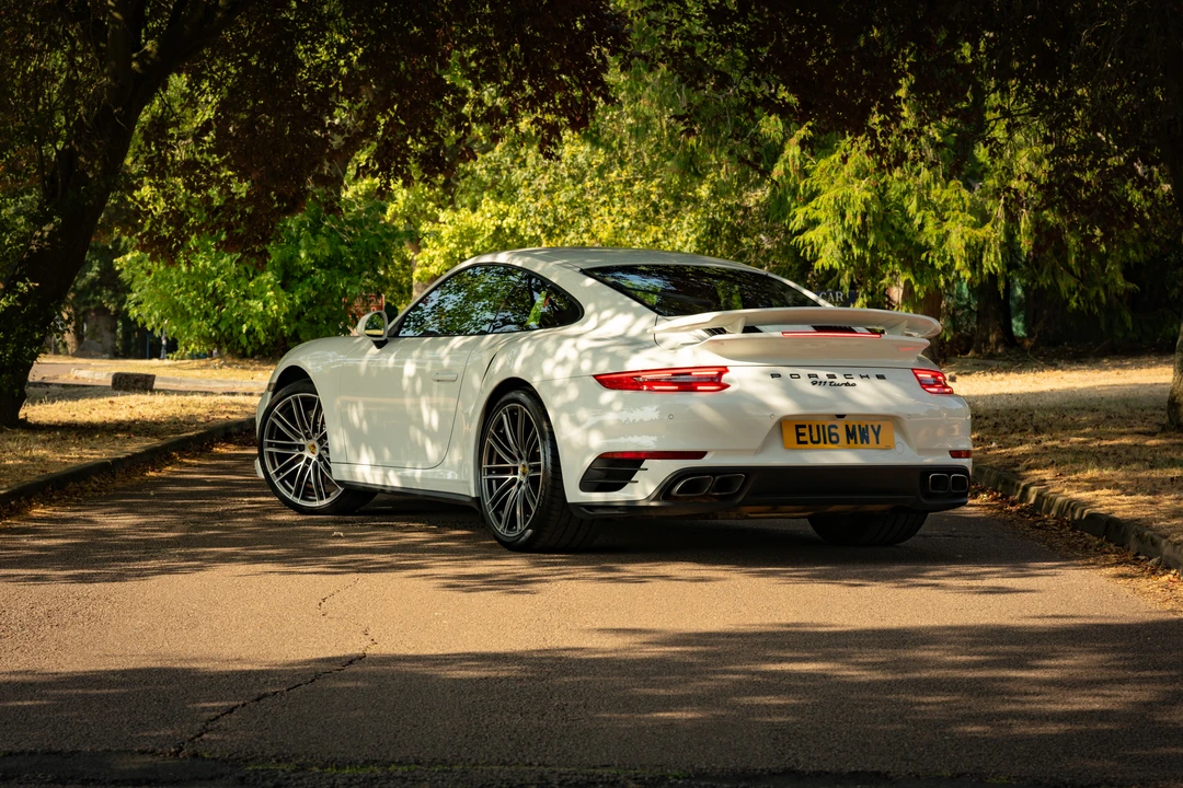 2016 Porsche 991 Turbo - Image 13 of 31