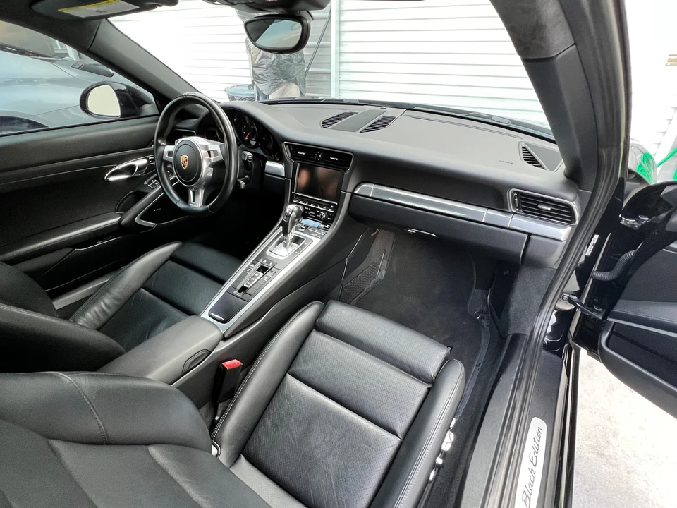 2016 Porsche 991 Carrera - Image 2 of 3