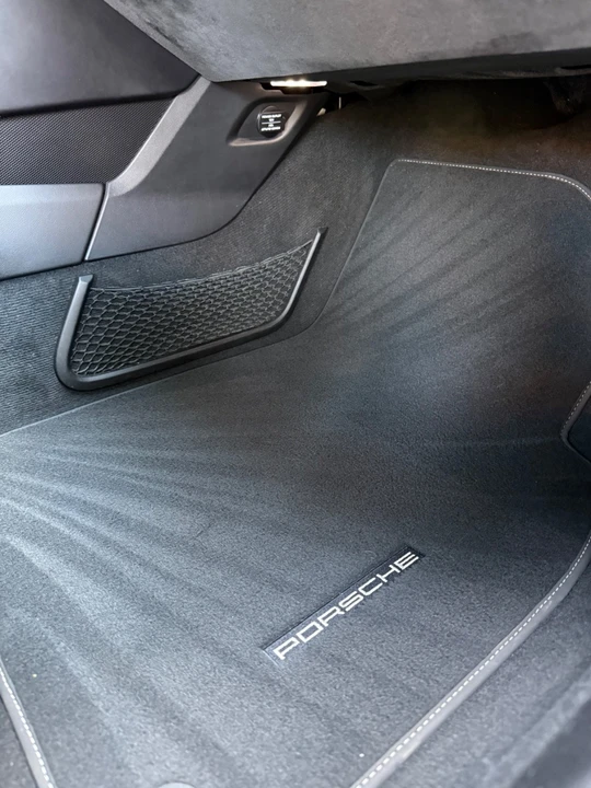 2016 Porsche 991 Carrera GTS - Image 28 of 31