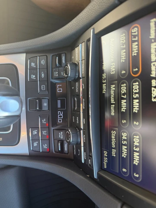 2016 Porsche 991 Carrera 4 - Image 14 of 17