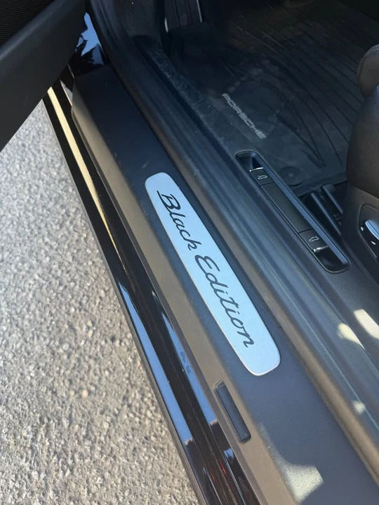 2016 Porsche 991 Carrera 4 - Image 8 of 17