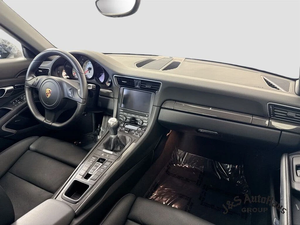 2016 Porsche 991 Carrera 4 - Image 30 of 31