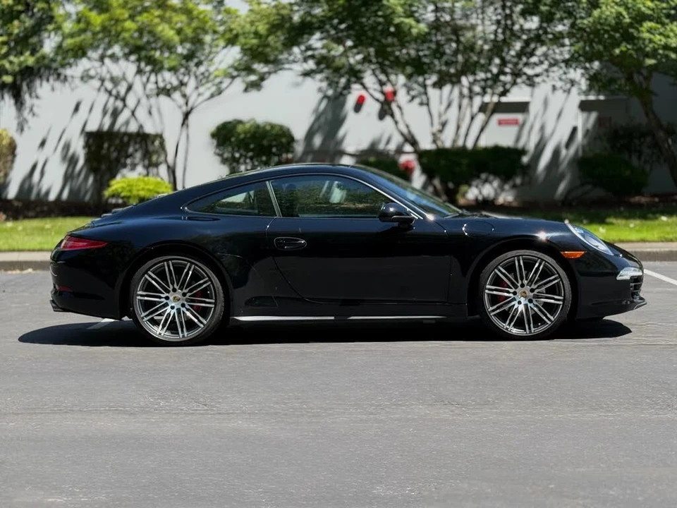 2016 Porsche 991 Carrera 4 - Image 2 of 31