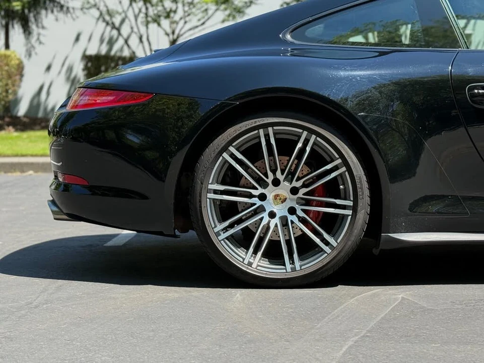 2016 Porsche 991 Carrera 4 - Image 11 of 31