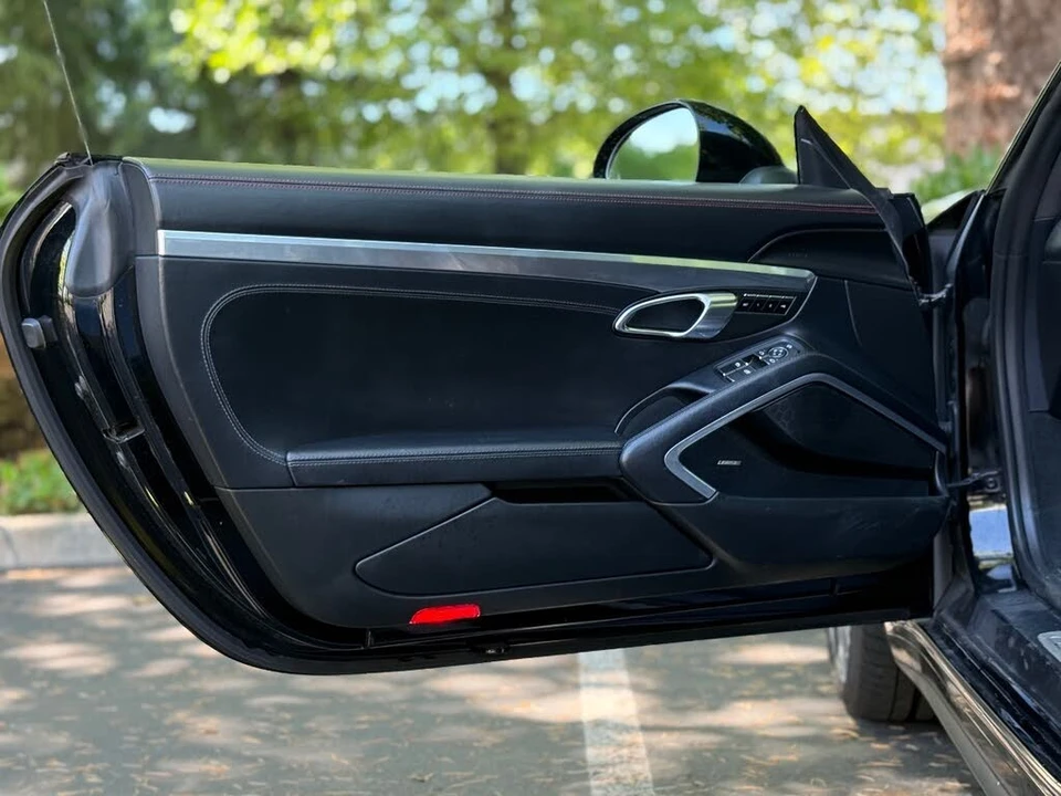 2016 Porsche 991 Carrera 4 - Image 12 of 31
