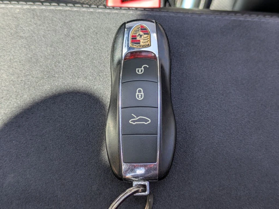 2016 Porsche 991 Carrera GTS - Image 31 of 31