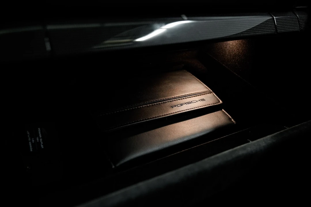 2016 Porsche 911 - Image 18 of 31