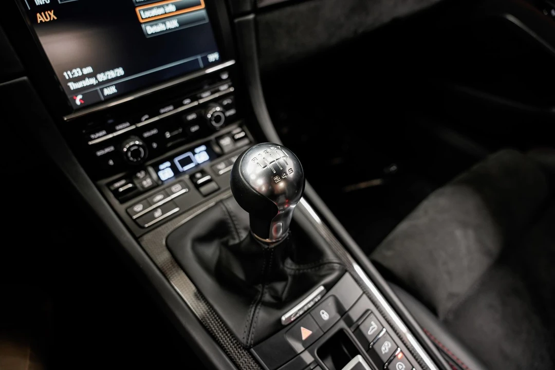 2016 Porsche 911 - Image 15 of 31