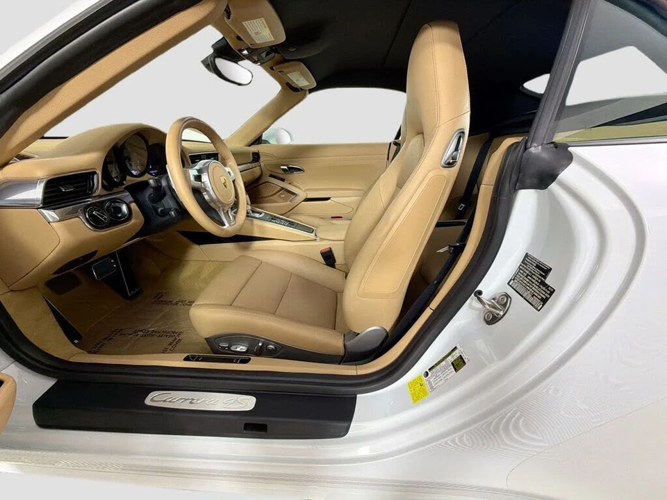 2016 Porsche 991 Carrera 4S - Image 22 of 29