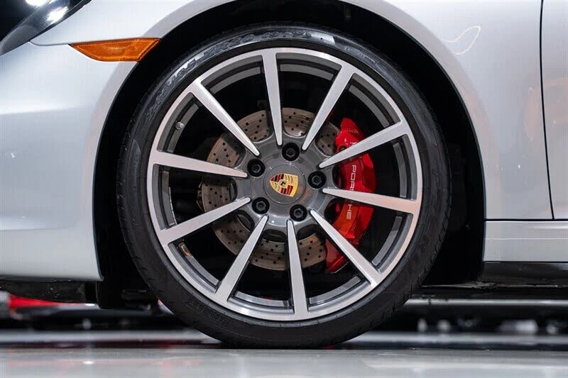 2016 Porsche 991 Carrera 4S - Image 12 of 31