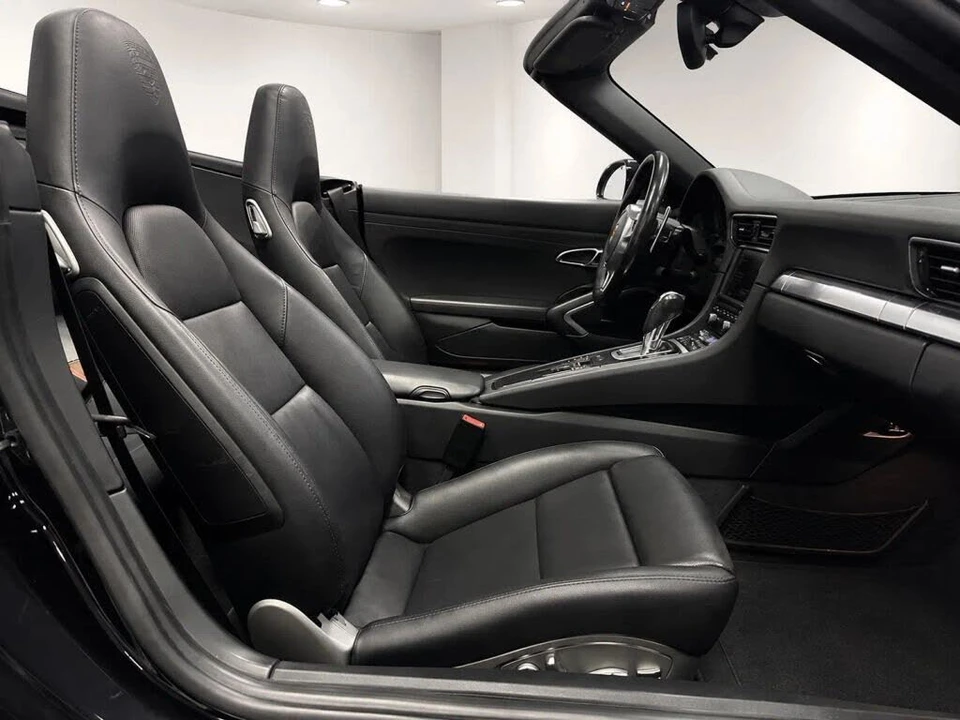 2016 Porsche 991 Carrera - Image 18 of 31