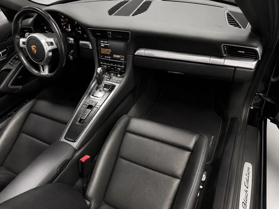 2016 Porsche 991 Carrera - Image 17 of 31