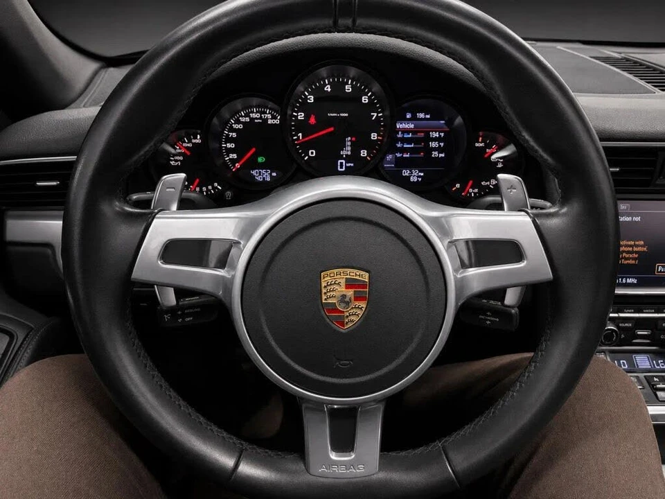 2016 Porsche 991 Carrera - Image 24 of 31