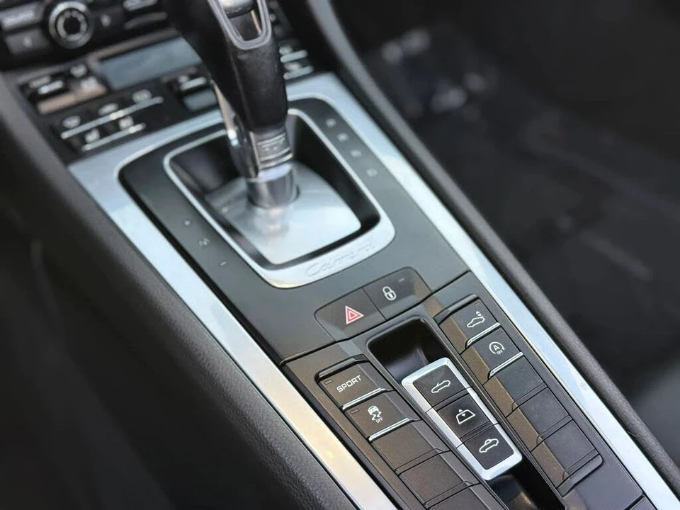 2016 Porsche 991 Carrera - Image 16 of 31