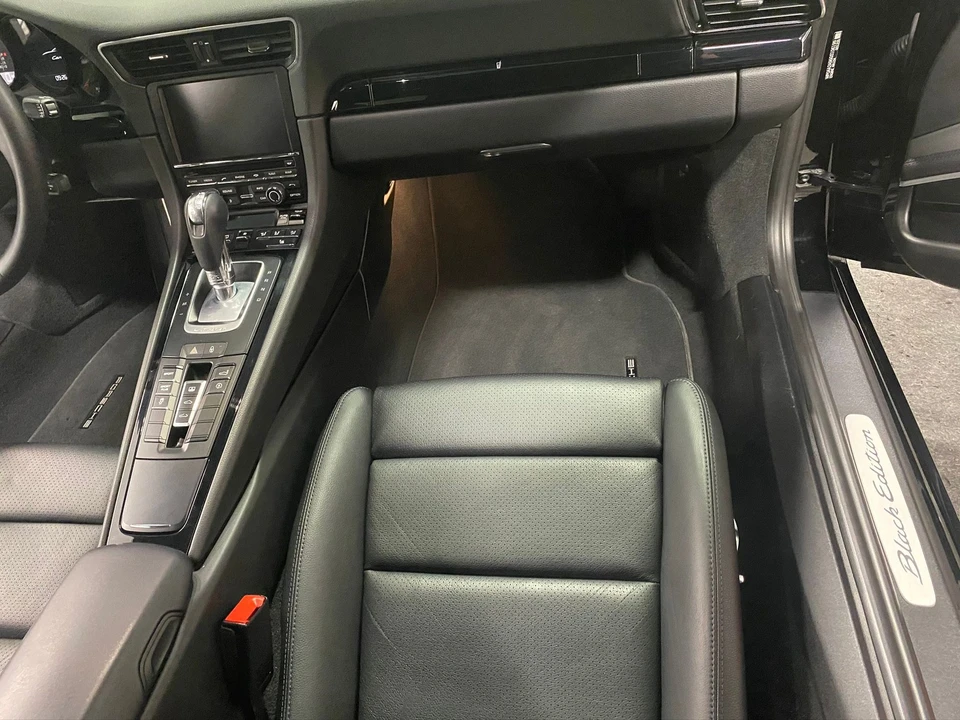 2016 Porsche 991 Carrera - Image 8 of 8