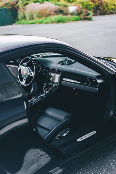 2016 Porsche 991 Carrera - Image 9 of 10