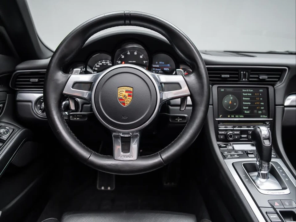 2016 Porsche 991 Carrera - Image 28 of 31