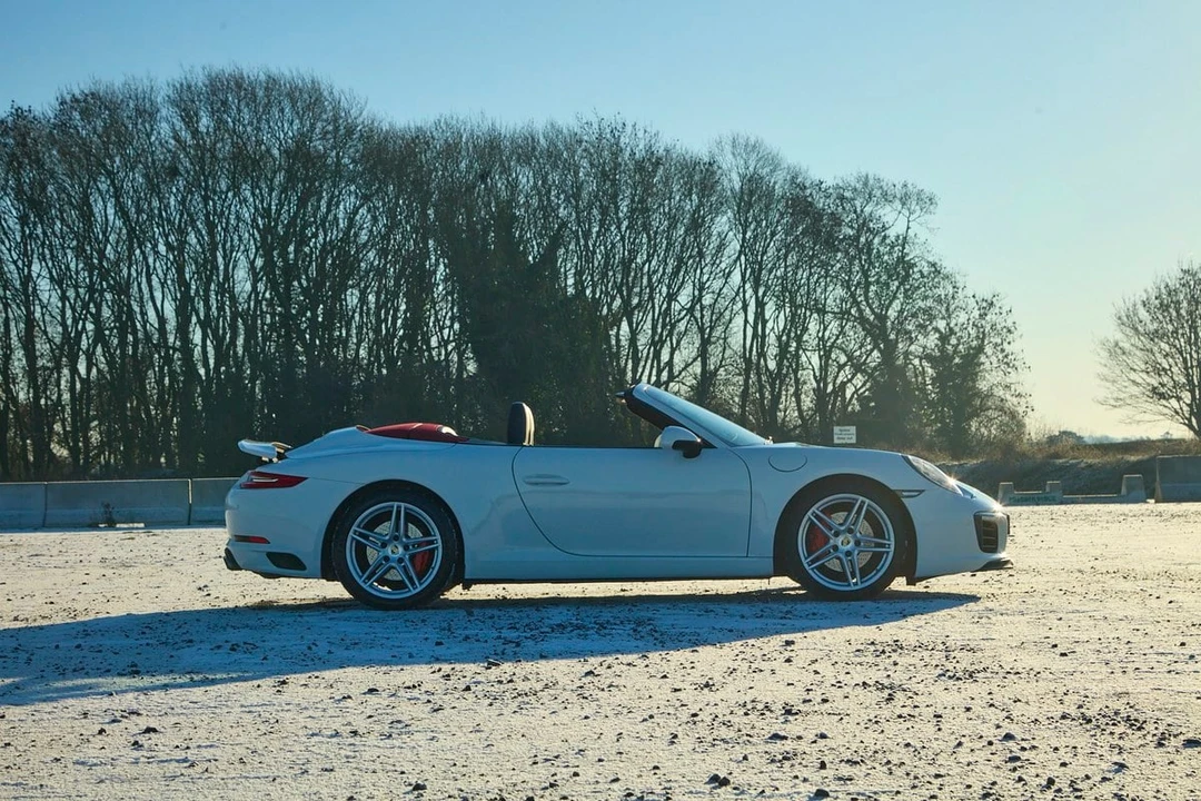 2016 Porsche 991 Carrera S - Image 5 of 30