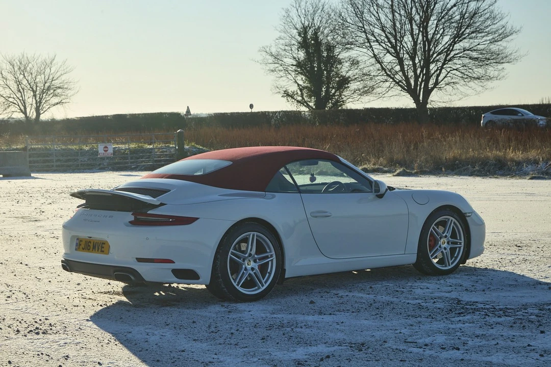2016 Porsche 991 Carrera S - Image 10 of 30