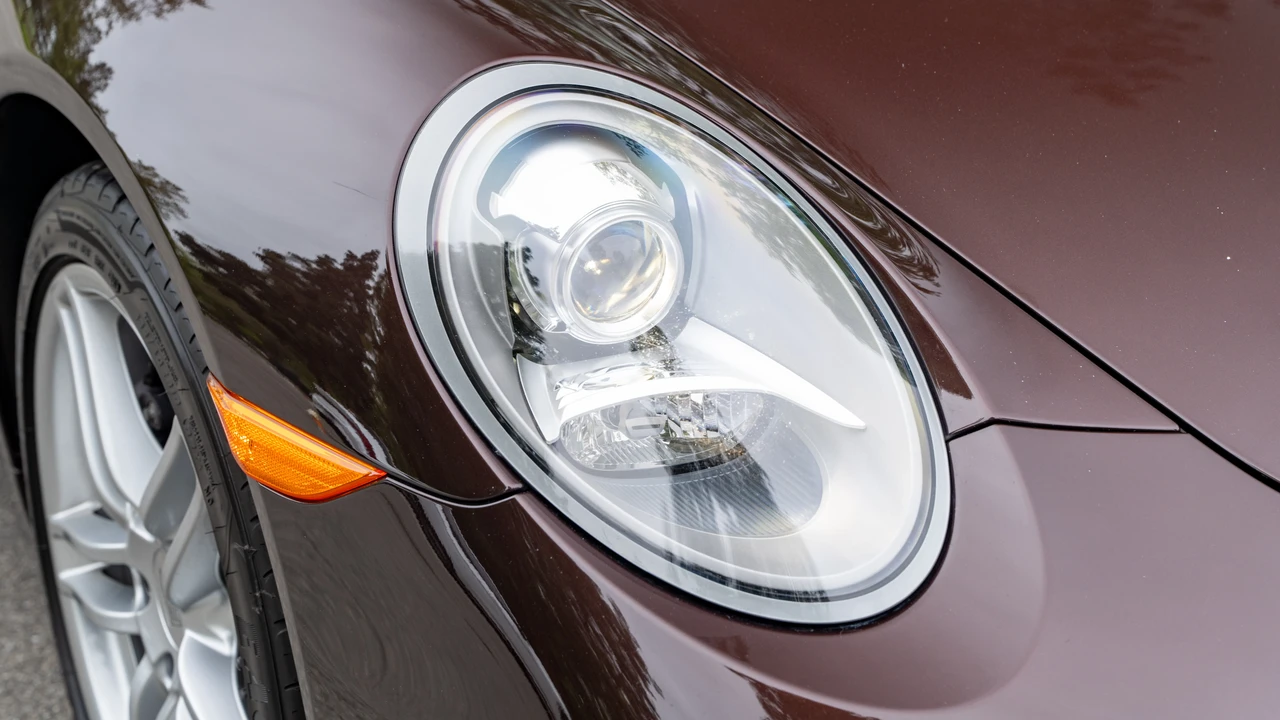 2016 Porsche 991 Carrera - Image 16 of 31