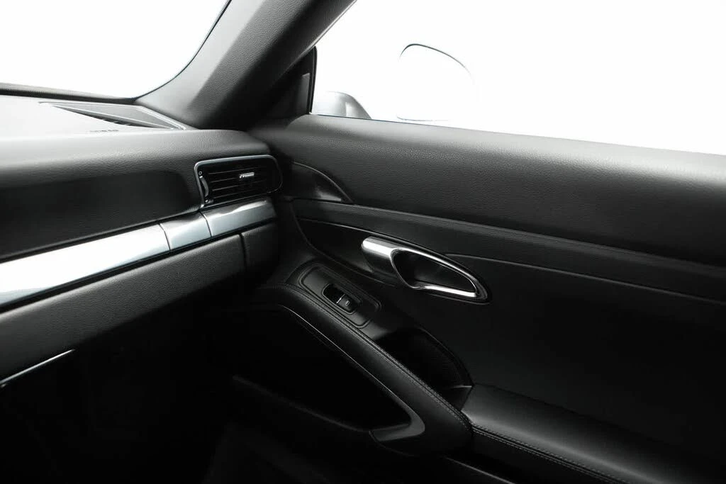 2016 Porsche 991 Carrera - Image 25 of 31